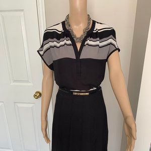 Banana Republic V Neck Striped Top /Blouse